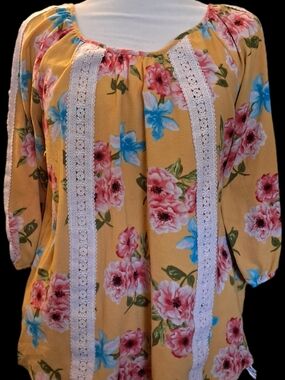 Riah Fashion Yellow Floral Lace-Trim Peasant Tunic